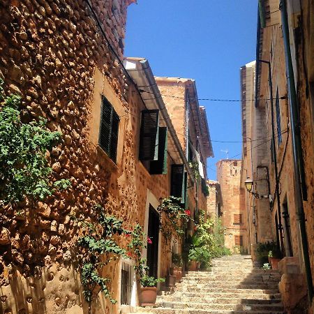 Encantadora Casita En El Centro De ฟอร์นาลุทซ์ ภายนอก รูปภาพ