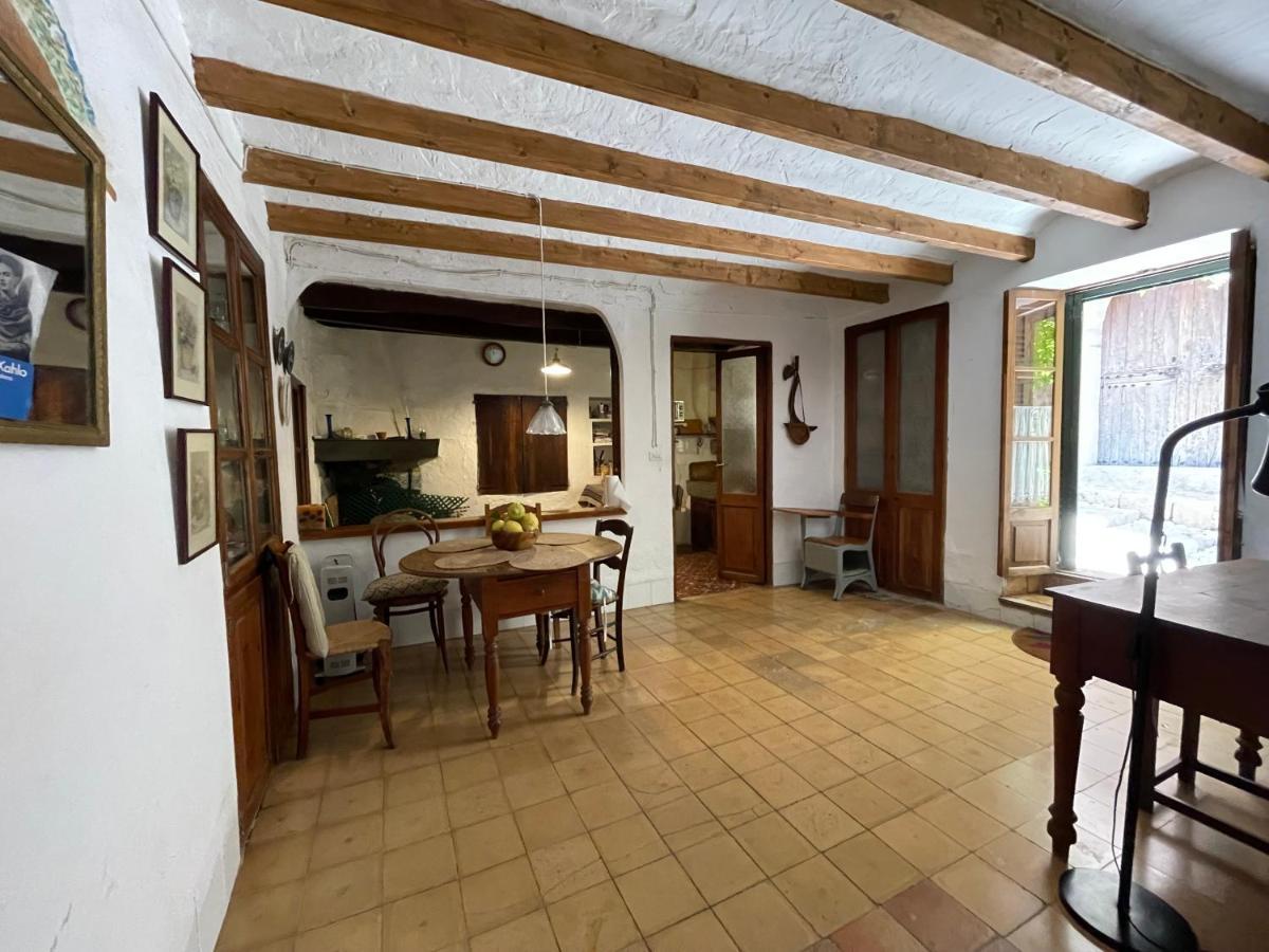 Encantadora Casita En El Centro De ฟอร์นาลุทซ์ ภายนอก รูปภาพ